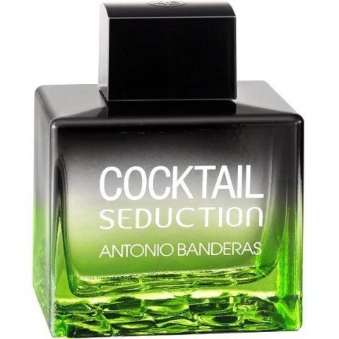 Cocktail Seduction in Black